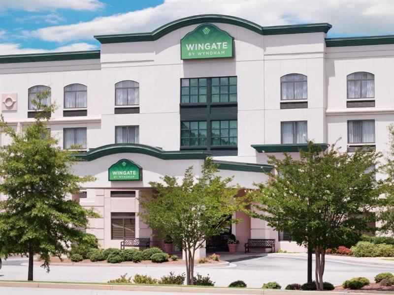 Wingate By Wyndham Lagrange Hotel Exterior photo